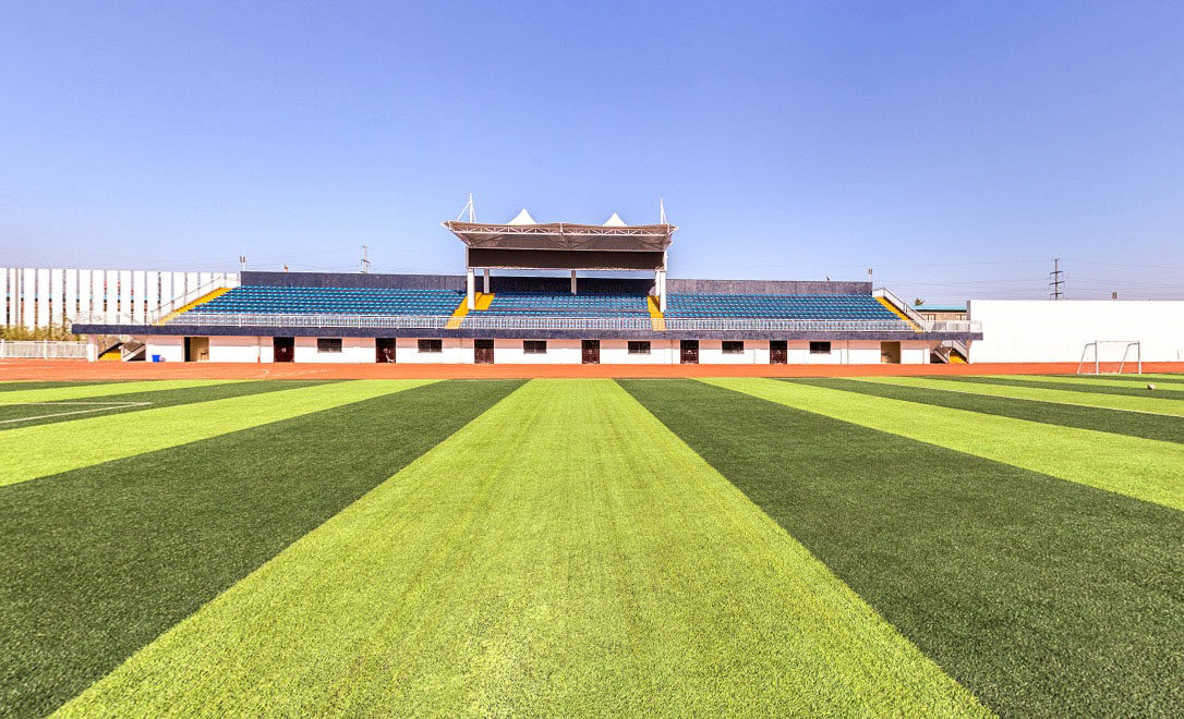 新乡县冠英中学