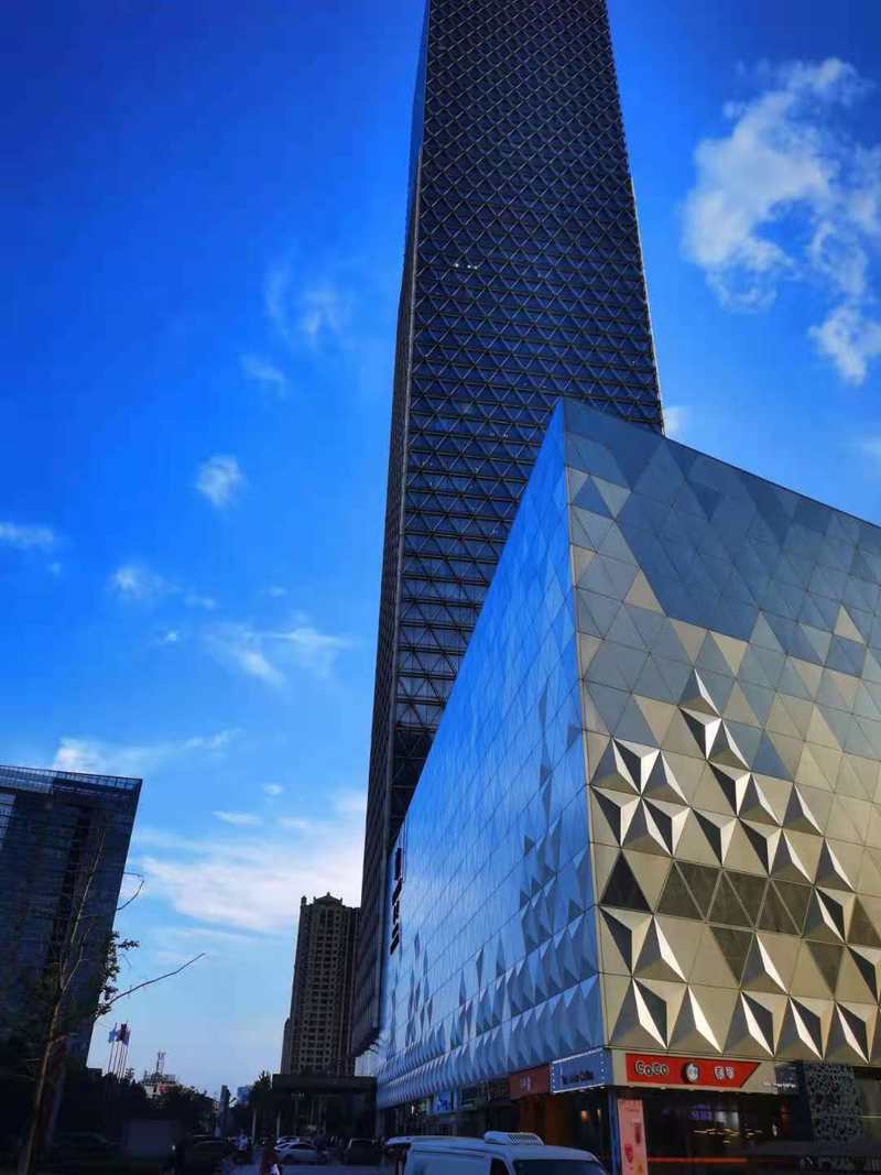 南昌海珀酒店管理有限公司绿地华邑酒店