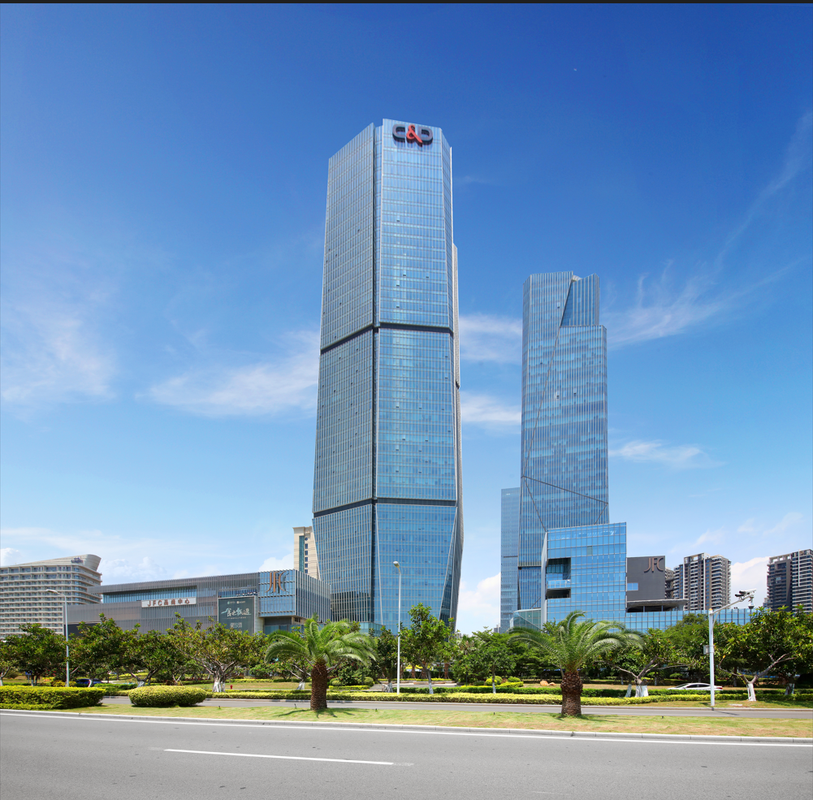 厦门建发股份致力于为客户提供包含物流,金融,商务等服务要素定制组合