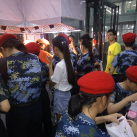 武汉市洪山区民大正新鸡排店